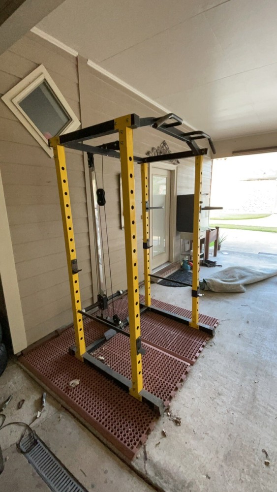 *SEND OFFERS* Squat Rack with Lat Pull-down PLUS ALL WEIGHTS *READ DESCRIPTION*