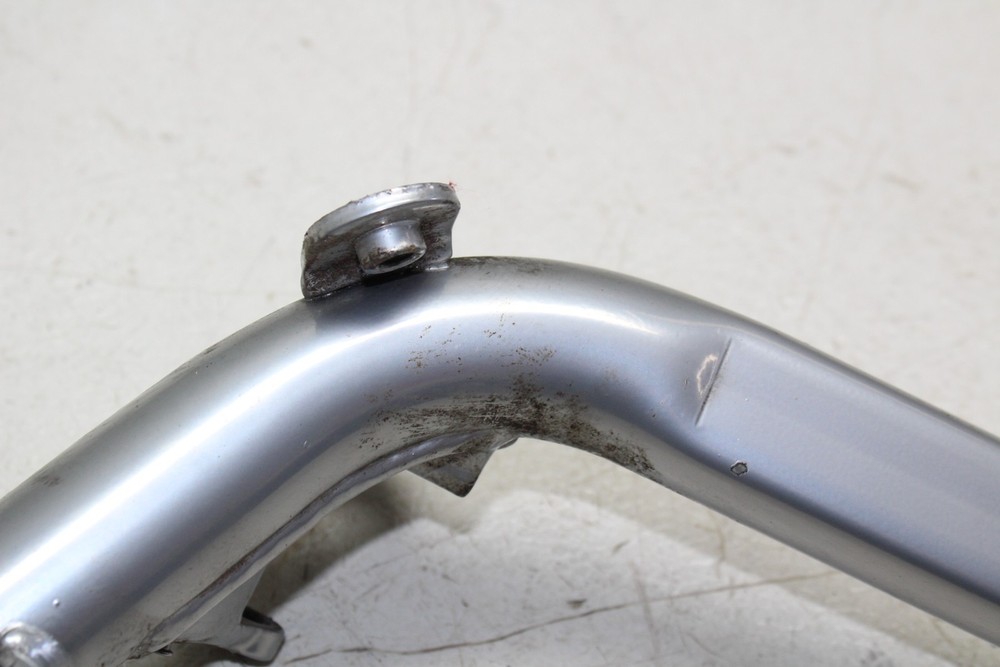 2002-2006 Harley-davidson V-rod Vrsca Right Lower Frame Rail Support Subframe