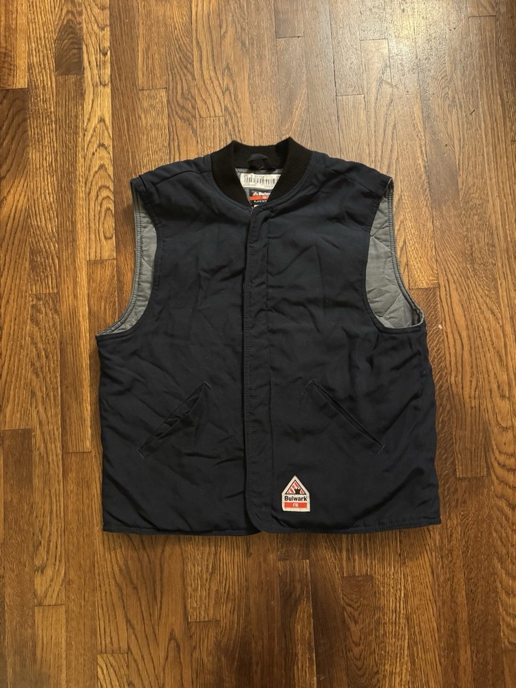 Bulwork flame resistant vest size large