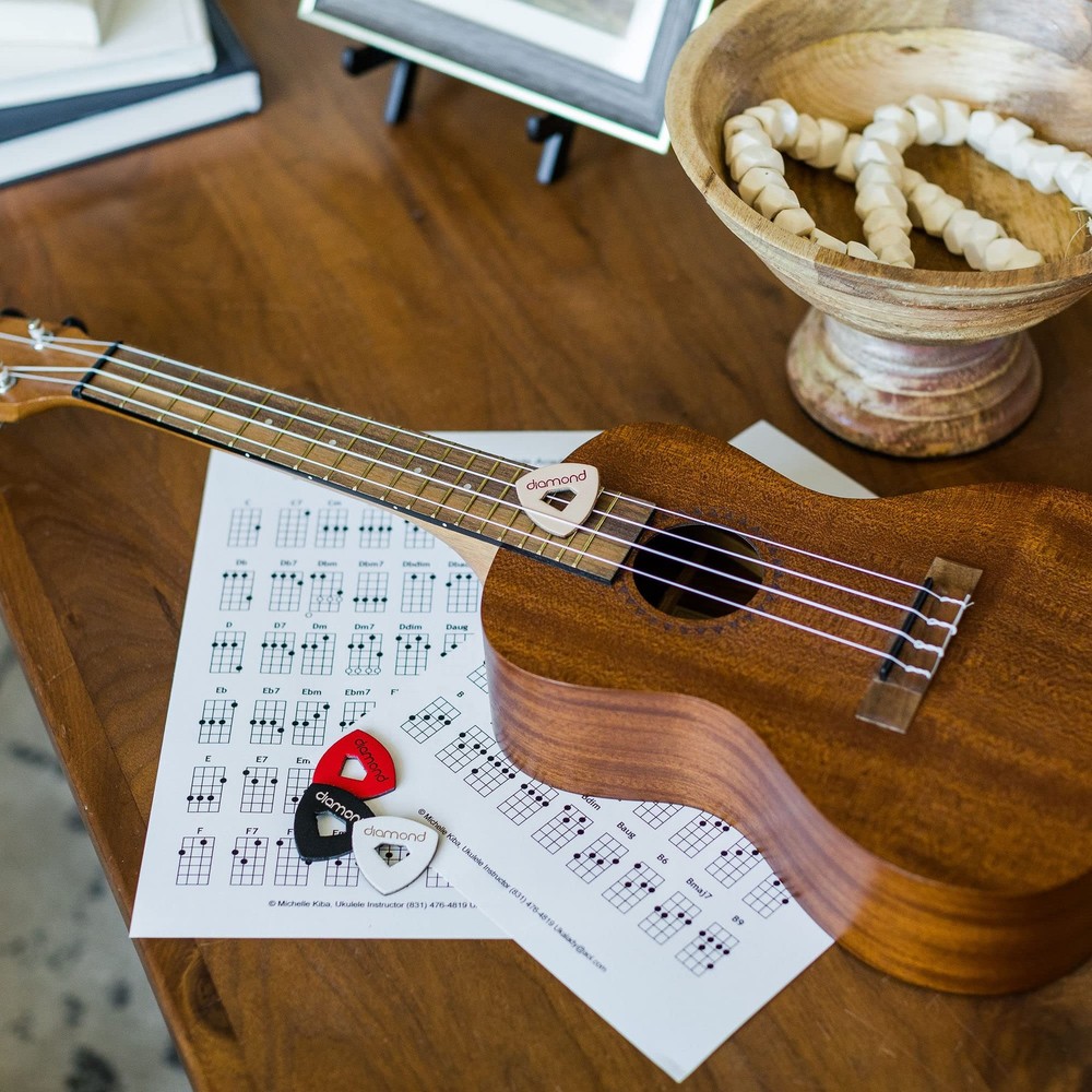 Leather Ukulele Picks with Diamond-Shaped Cutout Hole for Small, White