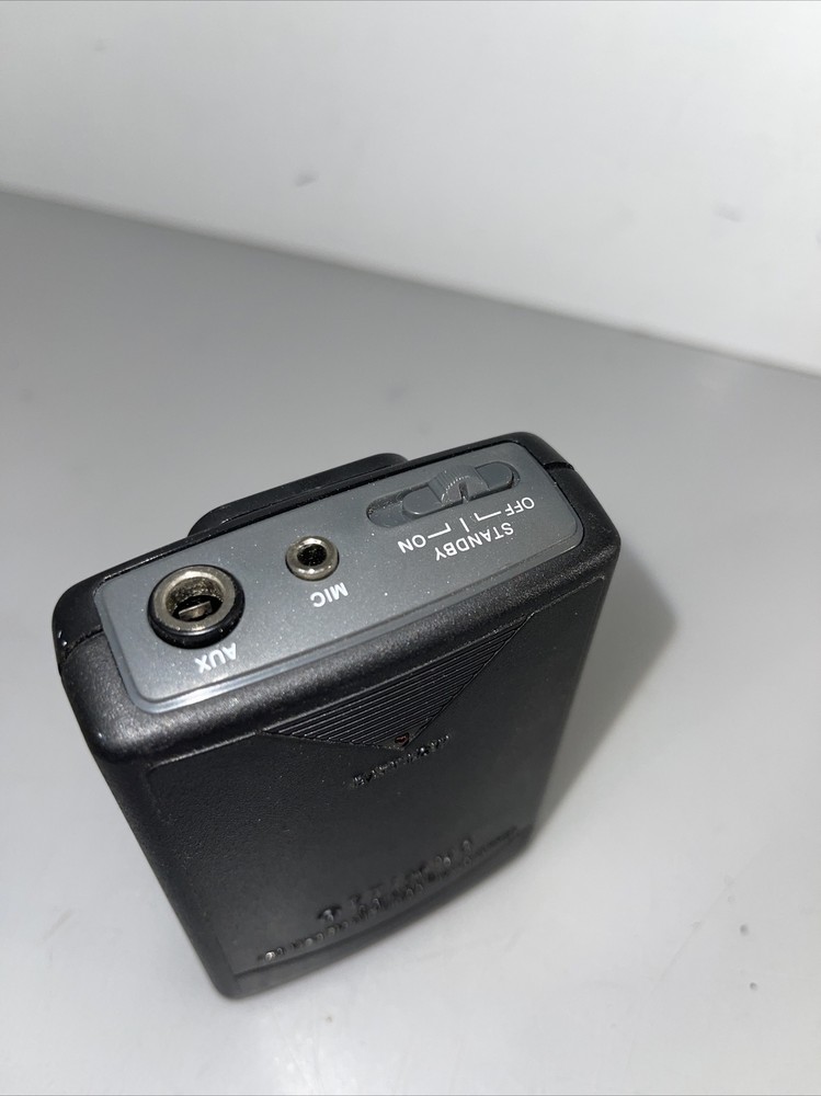 OPTIMUS 2 Channel 170 Mhz FM Wireless Transmitter