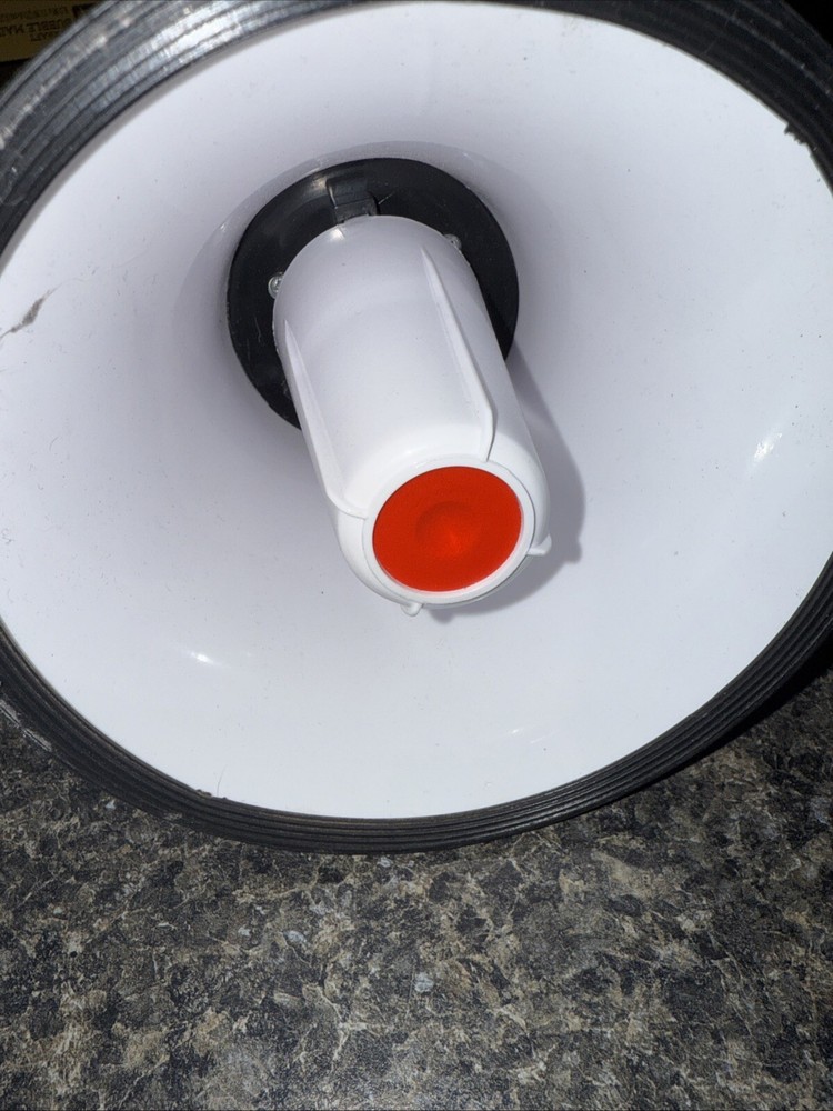 Pyle-Pro Professional Microphone and Speaker with Siren Tested