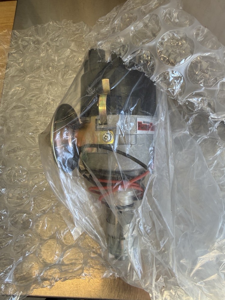 D177600 Flame-Thrower Plug and Play Electronic Ignition Distributor with Ignitor