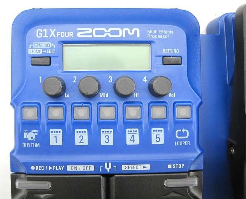 ZOOM G1X FOUR MULTI-EFFECTOR