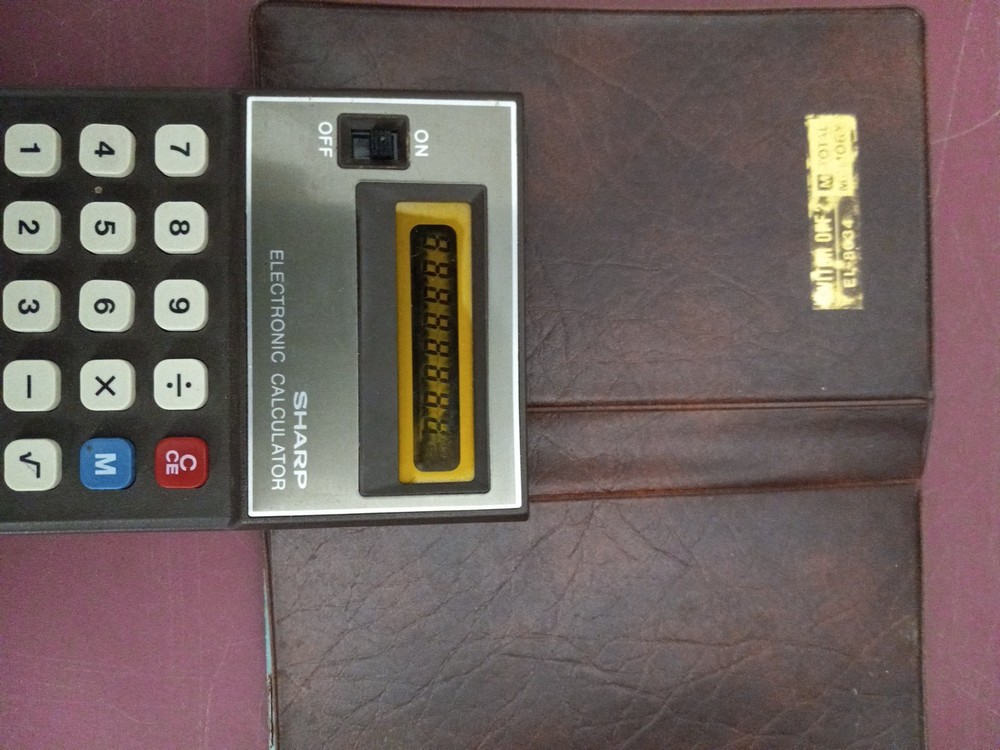 Sharp ELSI Mate EL-8034 Electronic Calculator