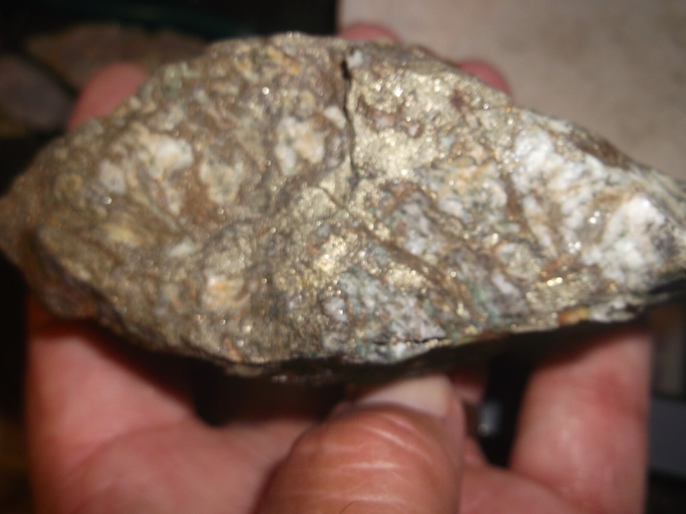 Gold, silver, copper, 474 grams samples ,ore high grade .