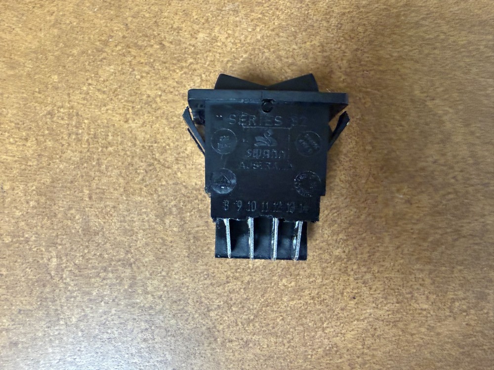 SWANN Series 82 Privacy / Call Switch