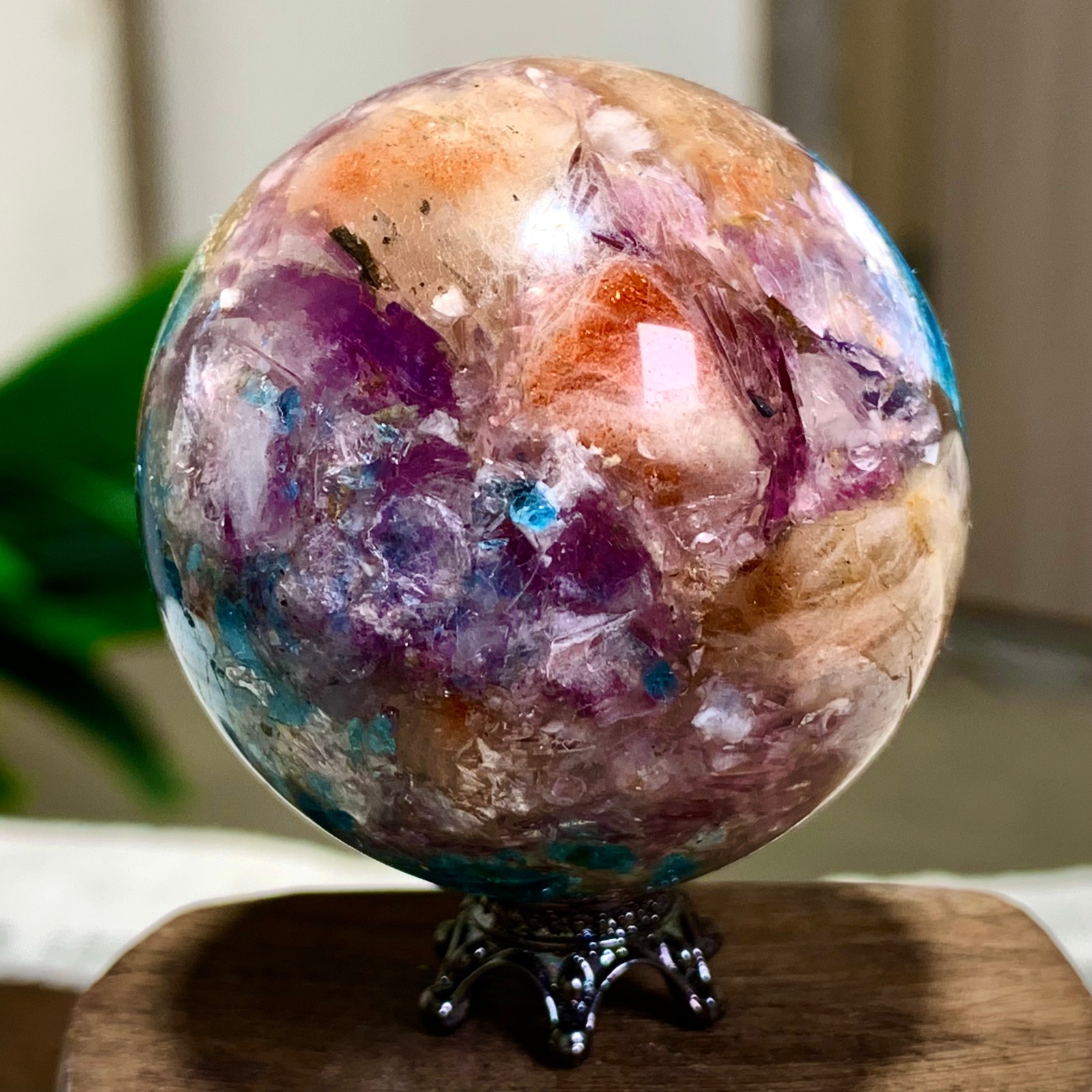 113G Natural Blue Aptite +Sun Stone purple lepidolite Sphere mineral sample
