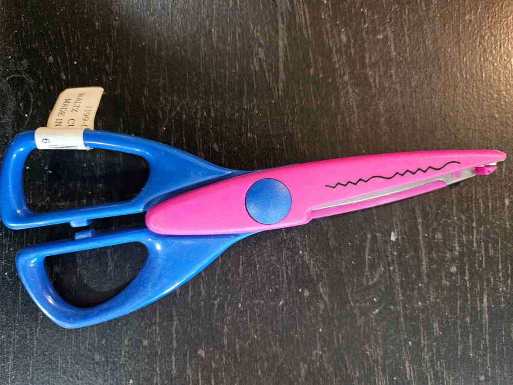 Decorative Edge Scissors for Scrapbooking