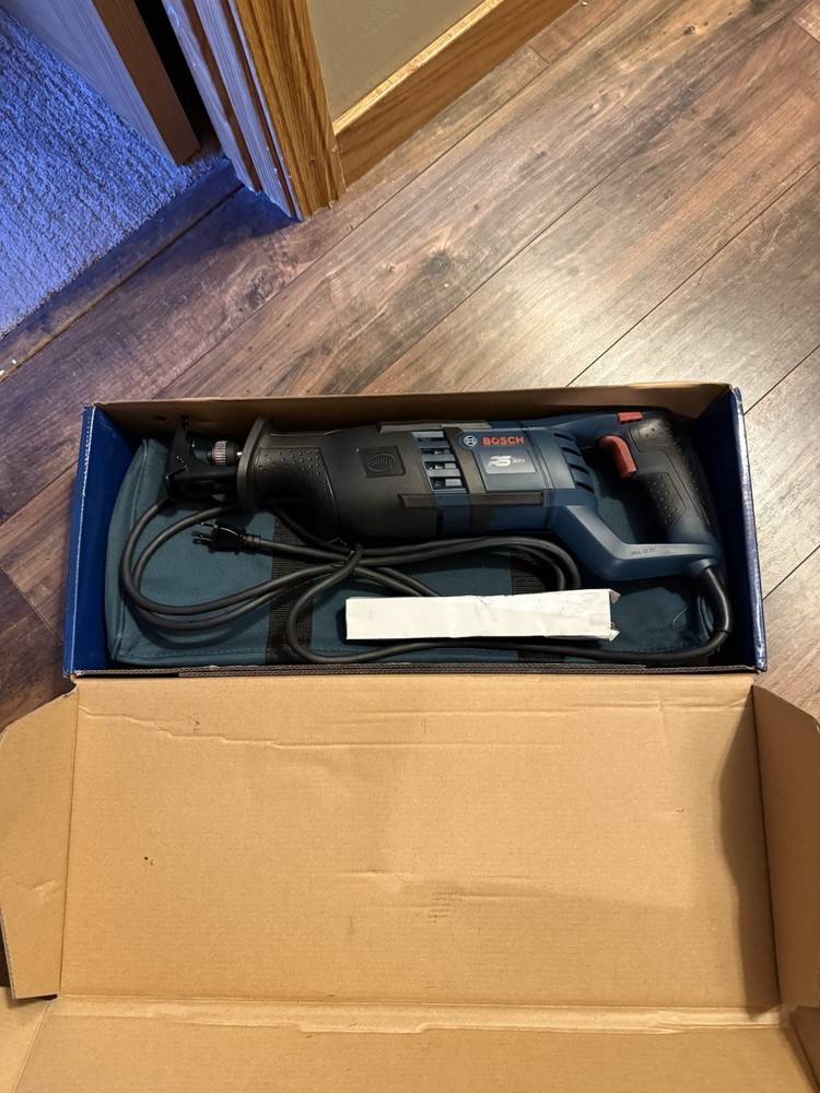 Bosch 12A RS325 Variable Speed Reciprocating Saw