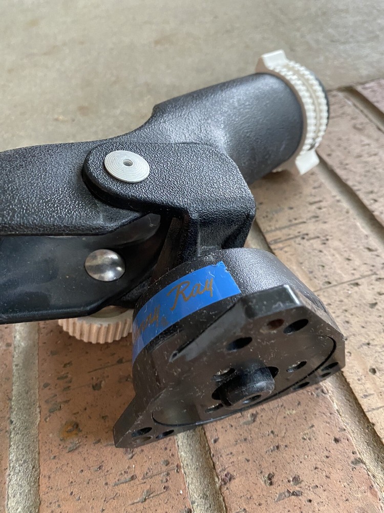 Fish-On Tempress Rod Holders With Base Mount (F8)