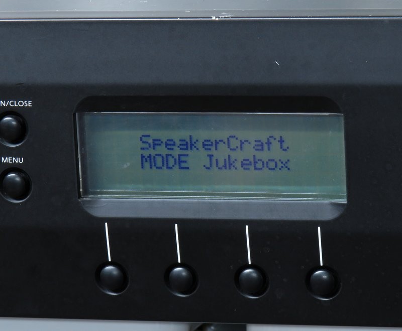 SpeakerCraft Mode Jukebox Four - powers up - no other function - as is