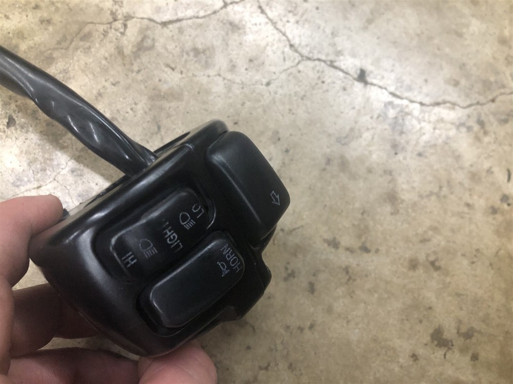 2007 2008 Harley-Davidson Dyna Super Glide FXD OEM Left Dimmer Horn Bar Switch