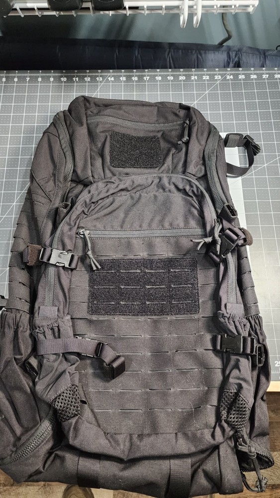 Direct Action Gear Halifax Medium & Spitfire Black - EUC