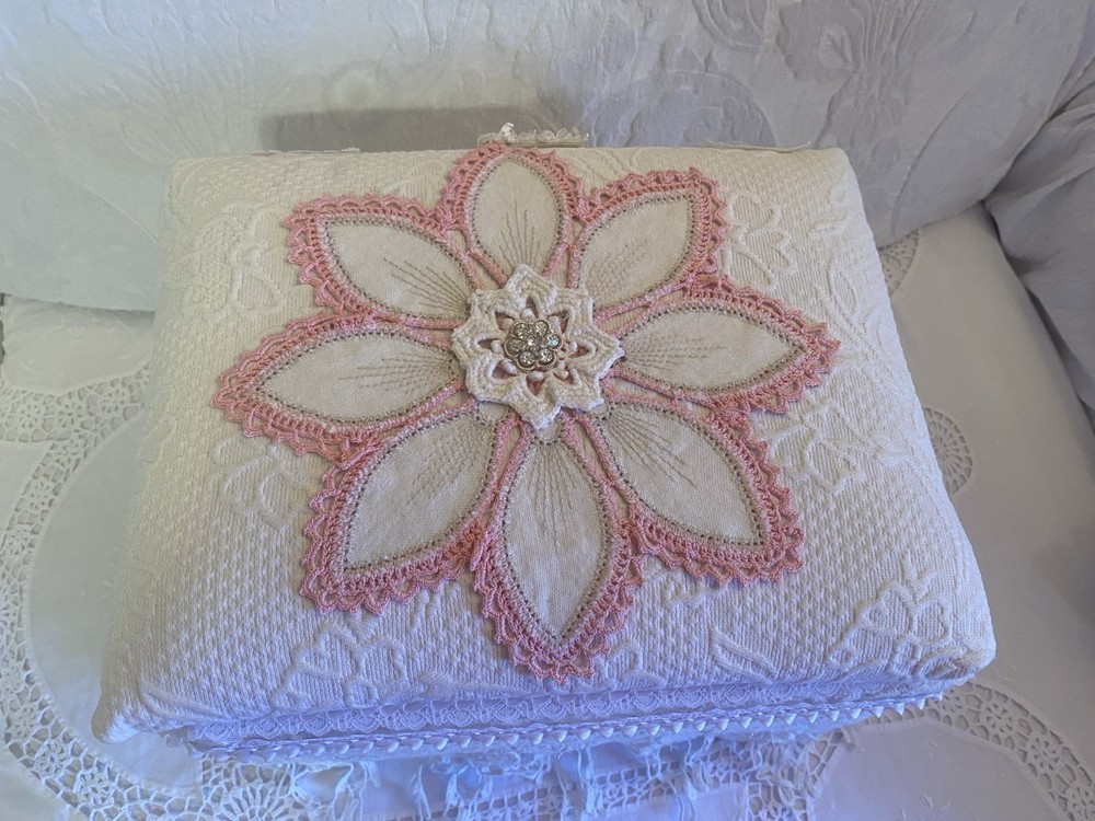 Shabby Chic Grandma Core Sewing Box