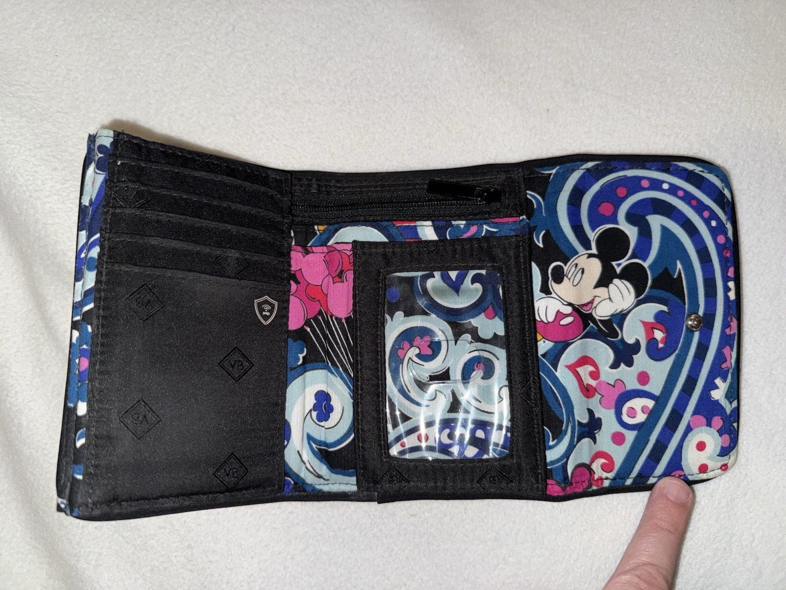 Vera Bradley Disney Mickey Whismical Balloons Wallet Preowned