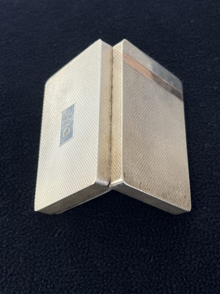 Gallagher Hallmarked Sterling Silver Engine Turned Snuff Box