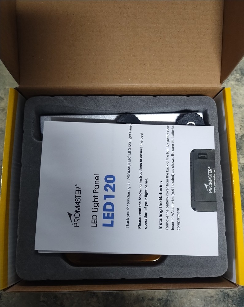 Promaster LED 120 Code 7200 Camera Camcorder Light
