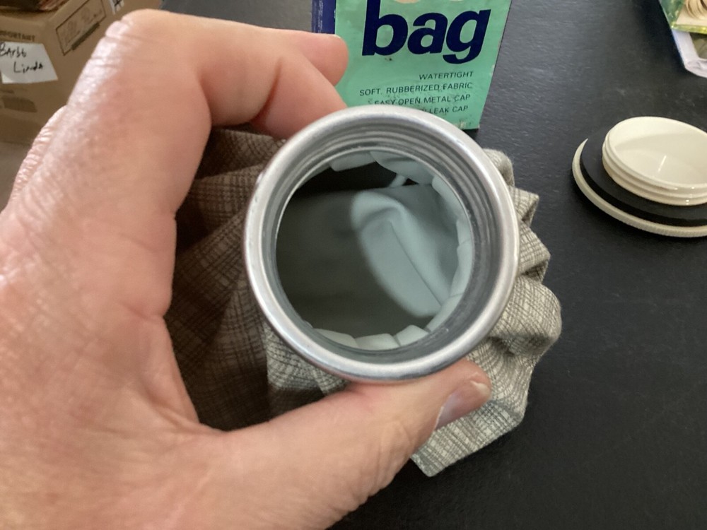 Vintage Higgs 6" Small Ice Bag