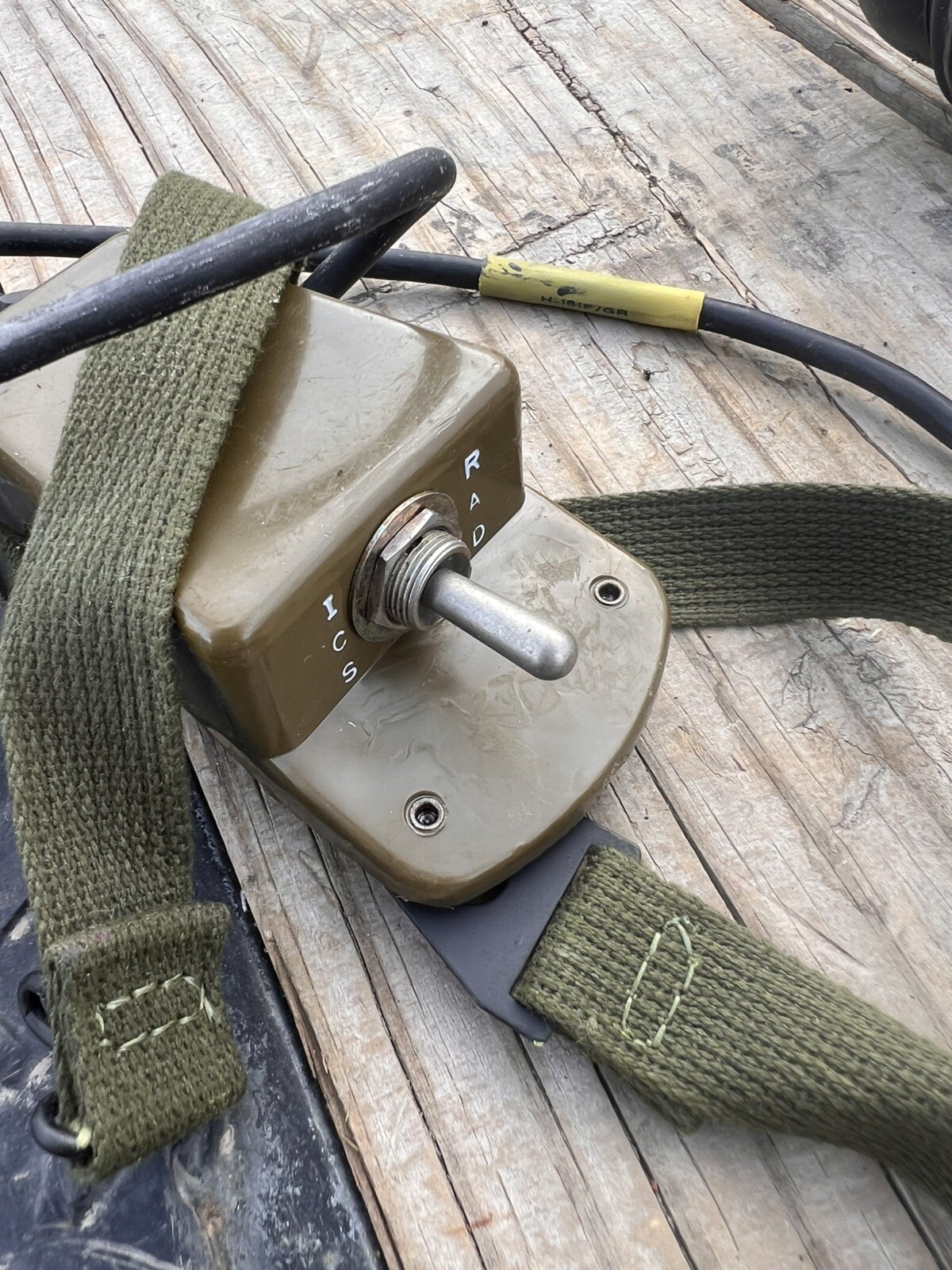 VINTAGE NOS ASTRCOM MILITARY HEADSET H-161F/GR PILOTS GEAR