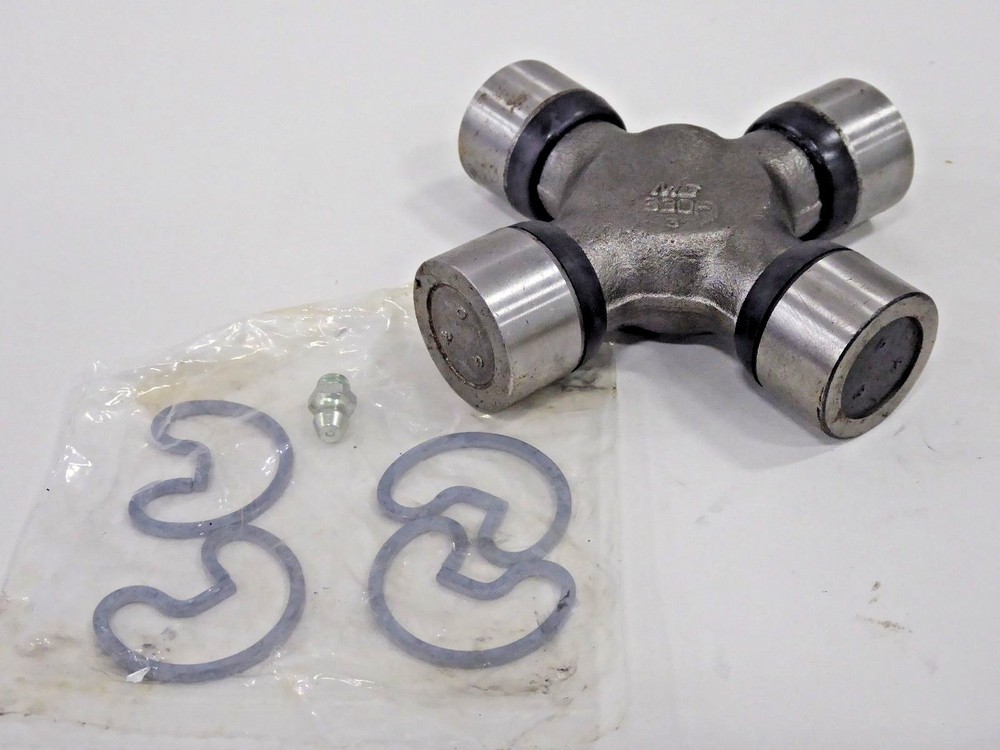 330A Universal Joint U-Joint Moog 5-3207X