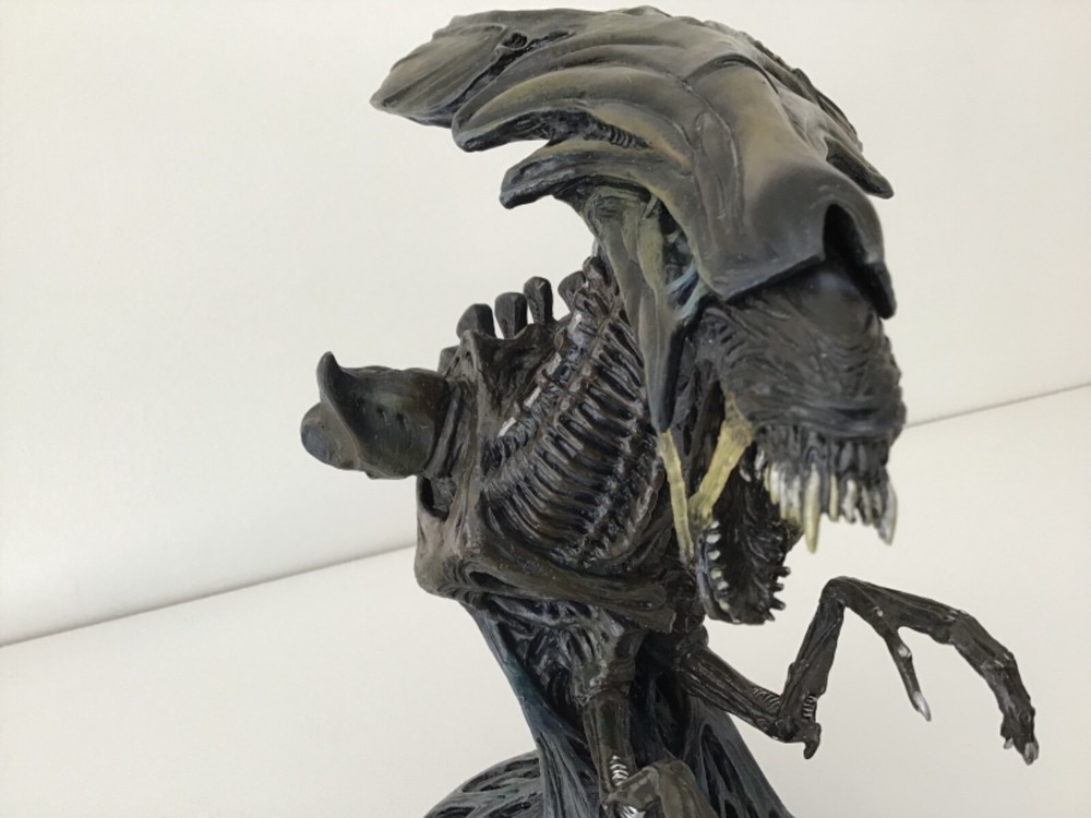 PALISADES ALIENS QUEEN MINI BUST