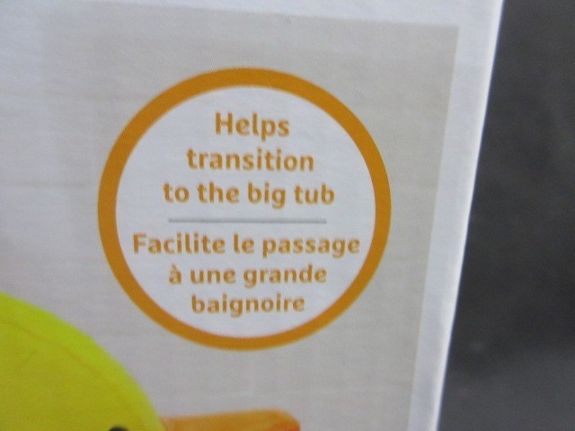 Munchkin White Hot Inflatable Duck Tub, 6-24 Month, Mint In Unopend Box!