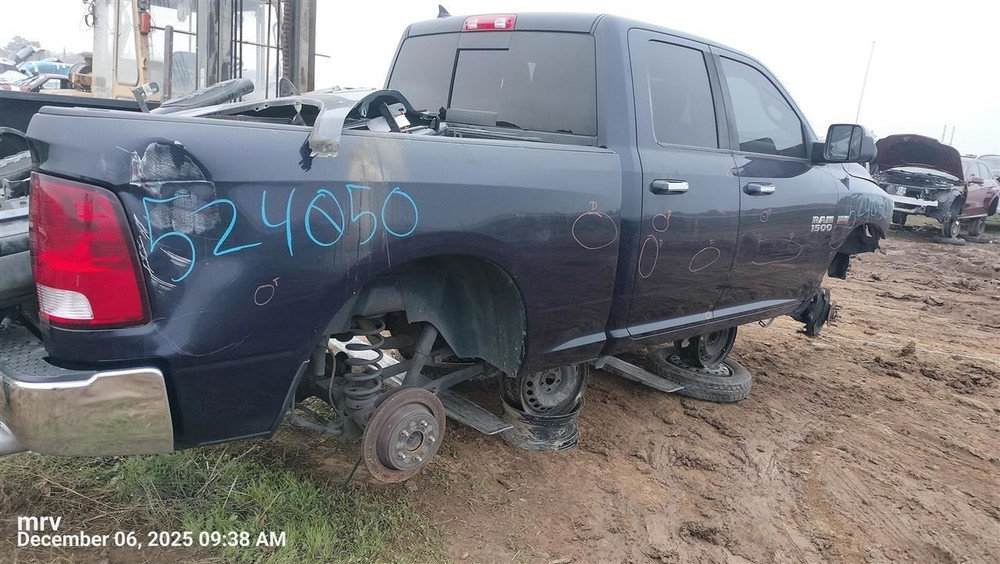 RIGHT REAR DOOR WINDOW REGULATOR OEM 2014 DODGE RAM1500