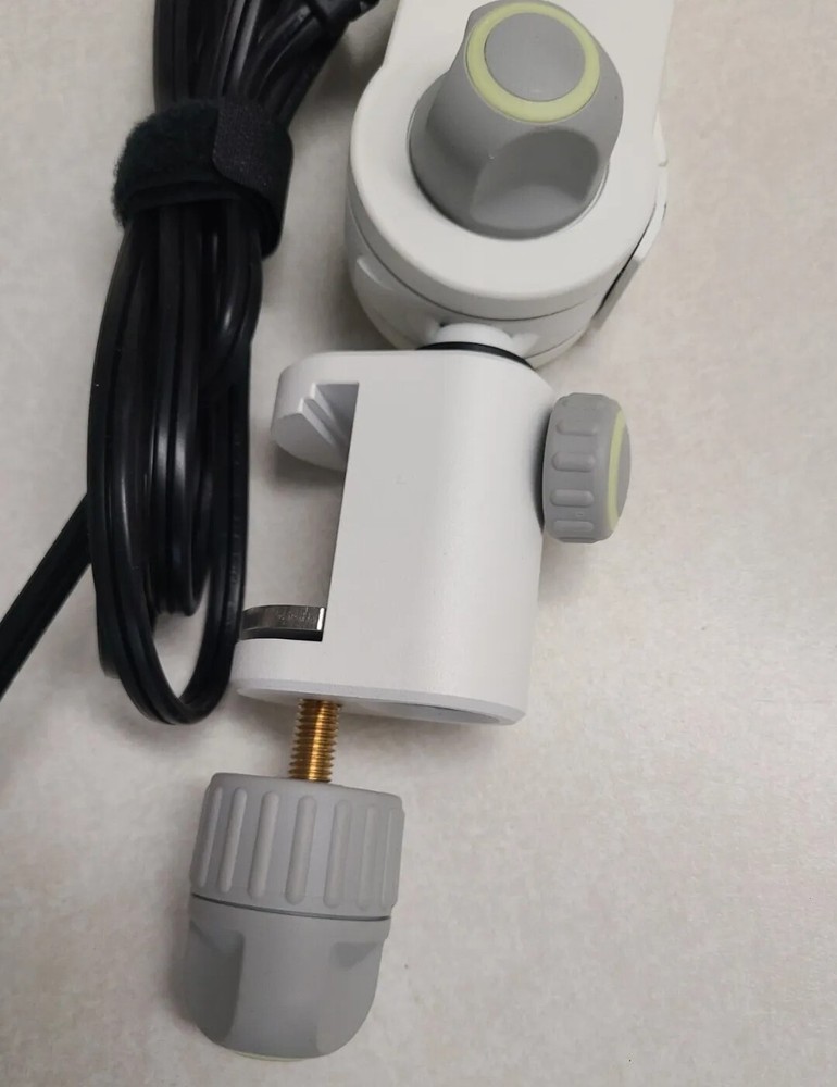 Dräger VarioLux Examination Light Neonatal Working