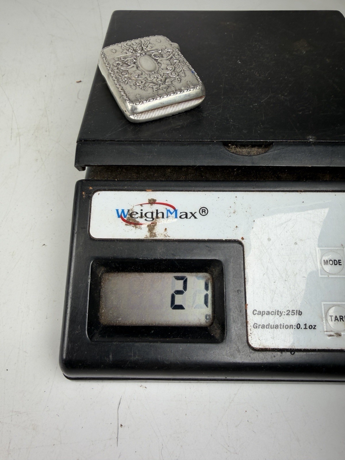 Antique Victorian Sterling Silver Repoussé Match Safe Vesta Case Late 1800s