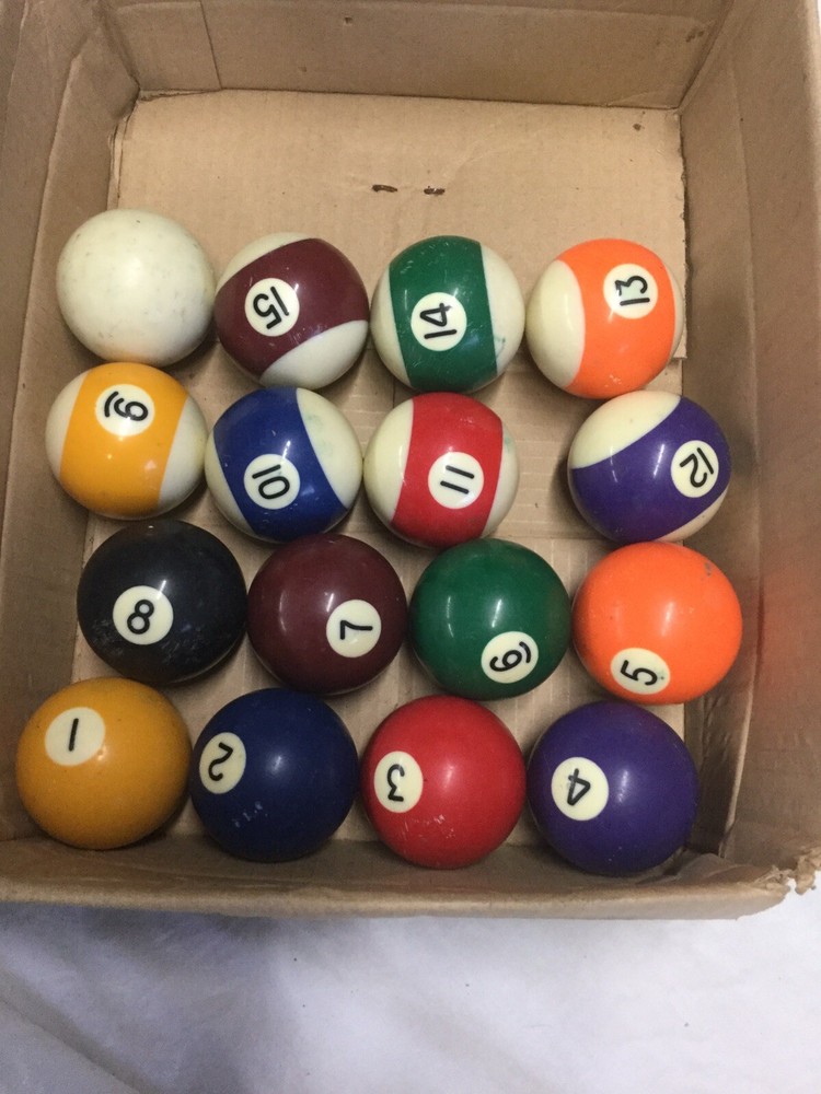 Pool ball set   Include Cue Ball.  used