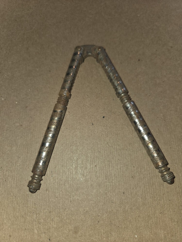 Vintage Metal Hand held nut cracker A5