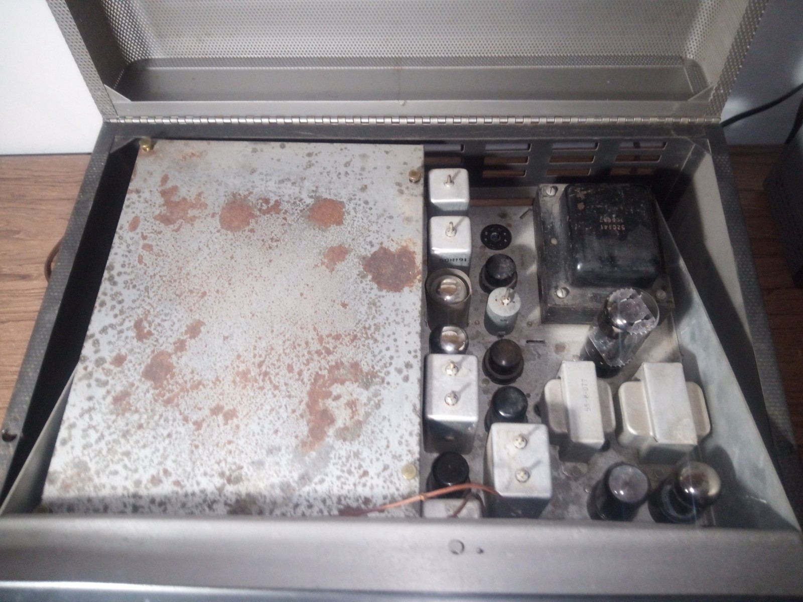 Hallicrafters SX-42 Receiver For Restoration Check Out All 22 Pics