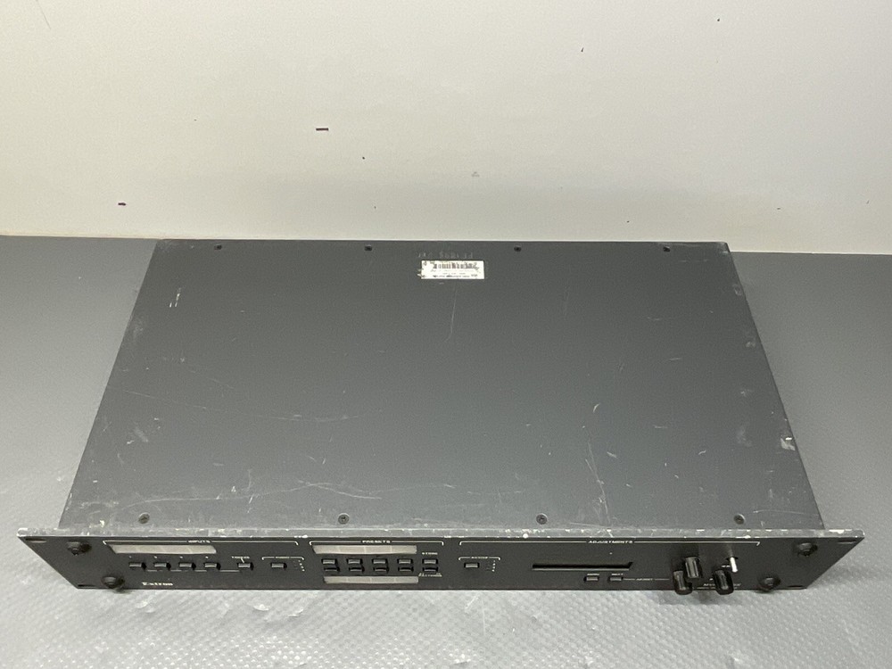 Extron MVP 104GX Multi Video Processor / GAR876