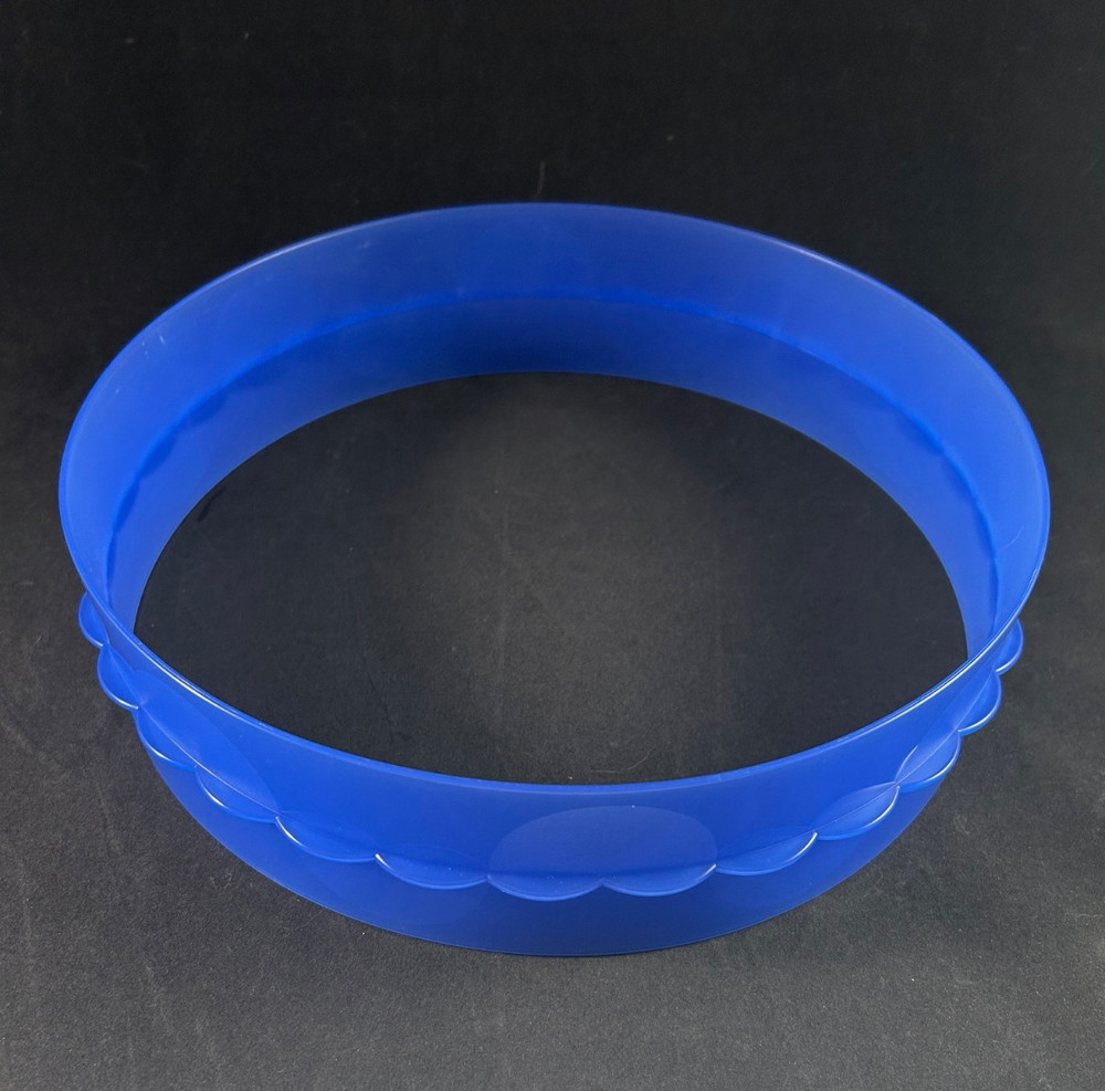 Tupperware Blue Pie Stackable #4897A - Pie Stacker / Counter Cover / Cake Base