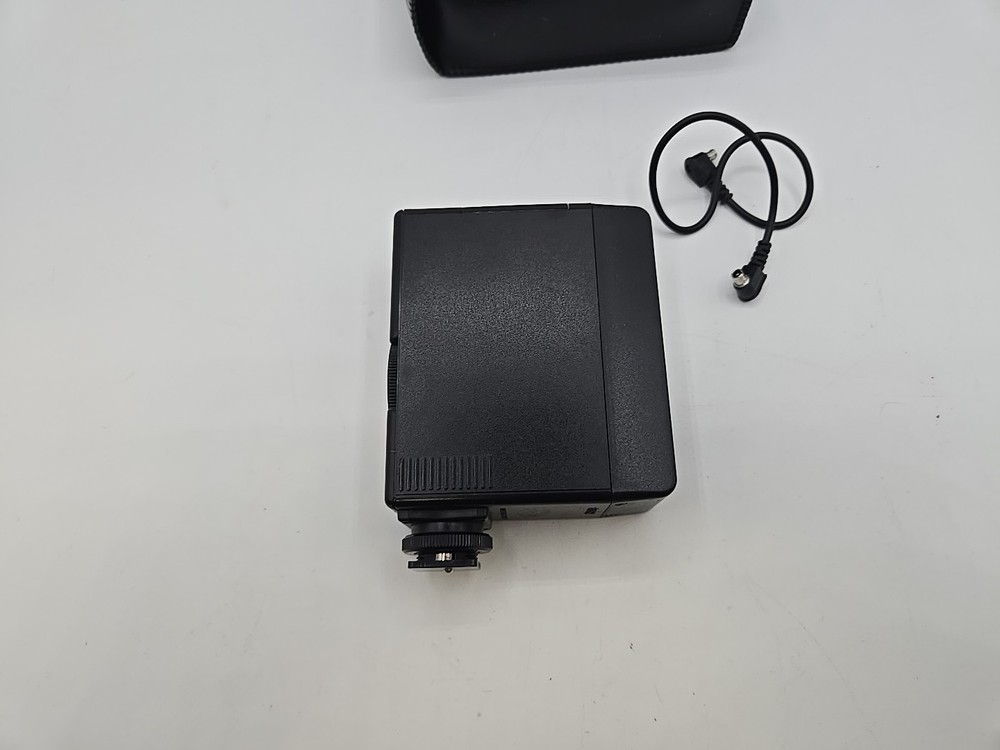 Canon A-33 Automatic Flash In Case