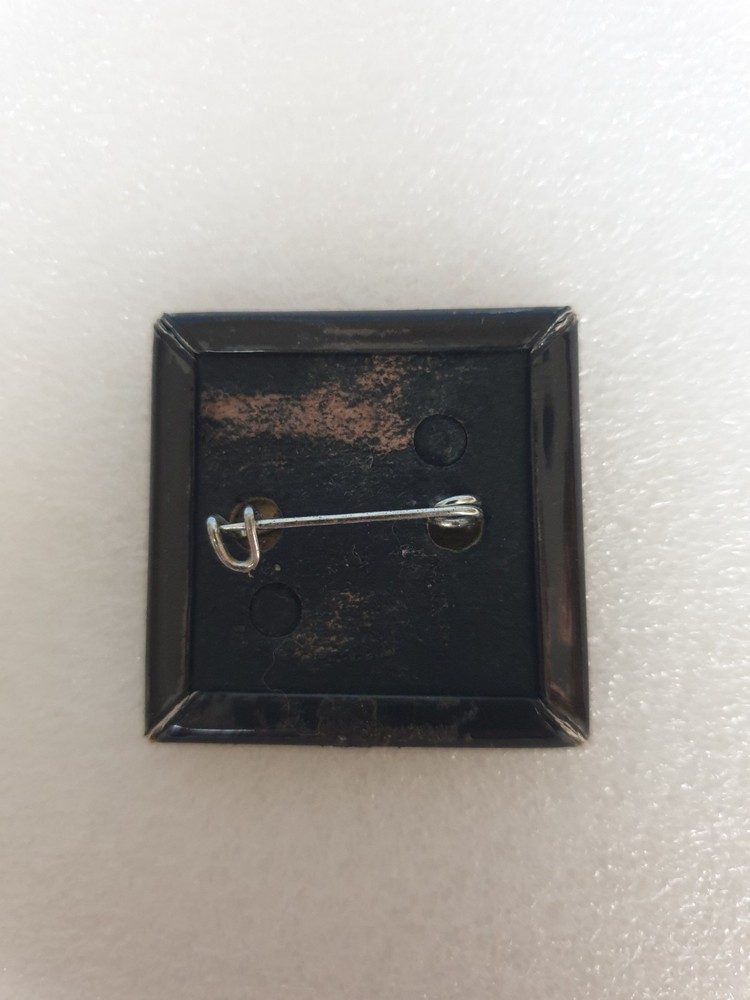 Pin. Badge. Elvis Presley.