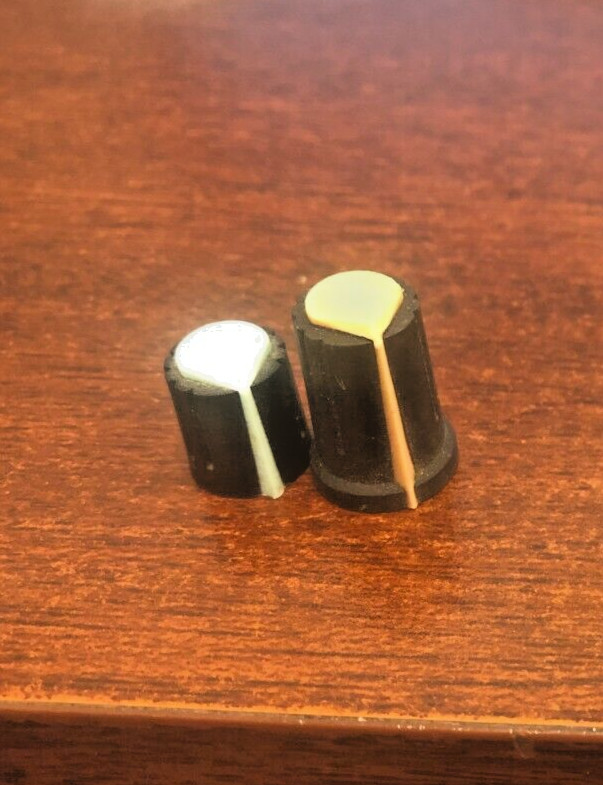 Peavey Mixer / Amplifier Knobs Orange/Pink x 4