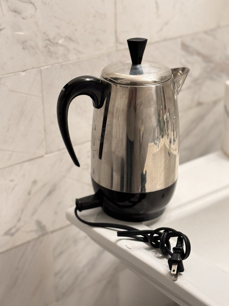 Farberware Super Fast Automatic 8 Cup Coffee Percolator Model FCP280