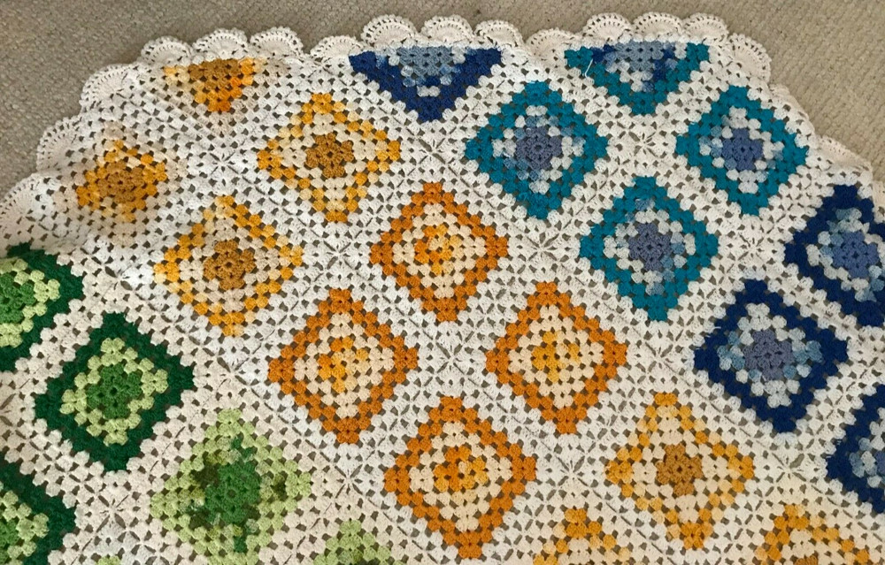GRANNY Patchwork Pattern Hand Made Crochet Queen Bedspread 97in x 104in, 7lb