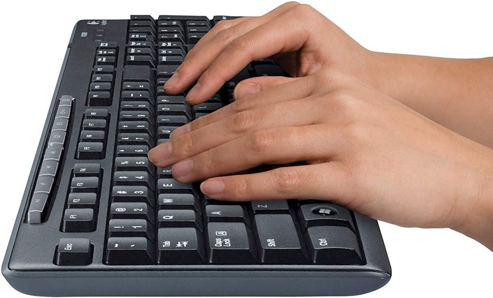 Logitech MK200 Media Full Size Keyboard + Mouse. Open Box