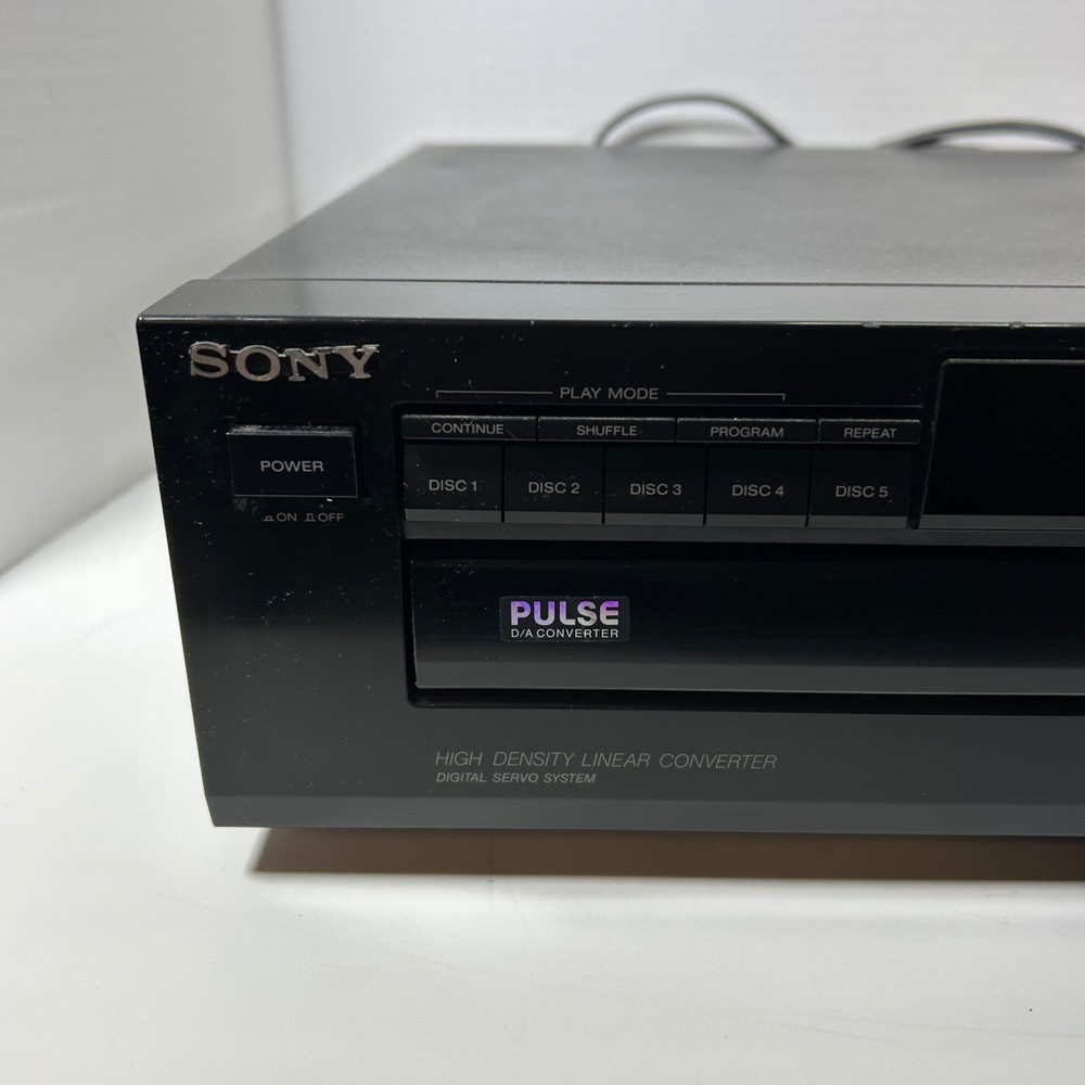 Sony CDP-C225 High Density Linear Converter Compact CD Player - TESTED No Remote