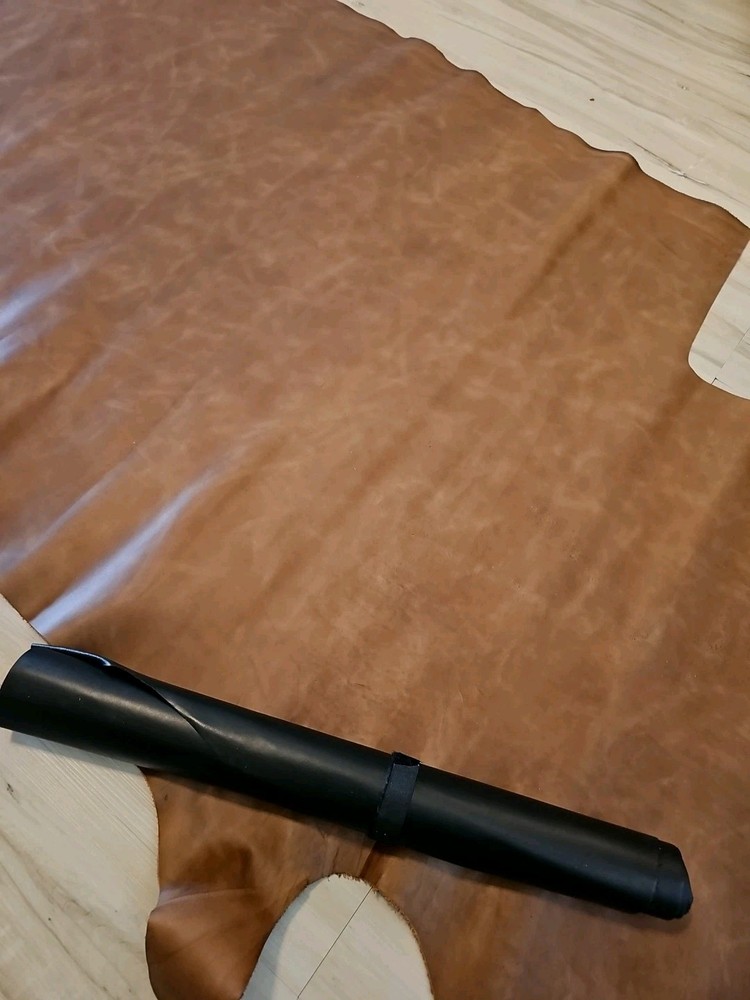 4-5oz CAMEL BROWN VEGETABLE TAN SMOOTH LEATHER HIDE PANEL,SHEET,SQUARE 22+s
