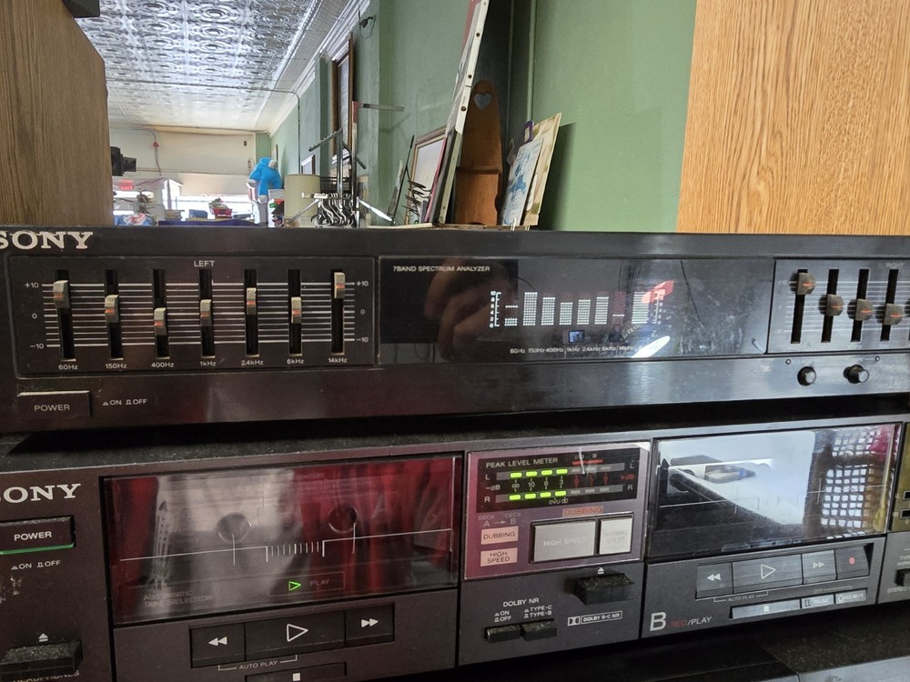 Sony SEQ-411 7 Band Stereo Graphic Equalizer - Tested & Working