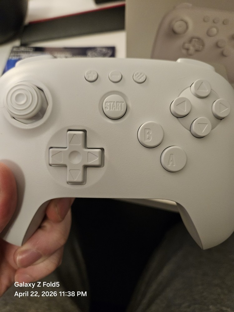 8BitDo N64 Controller White With Adapter