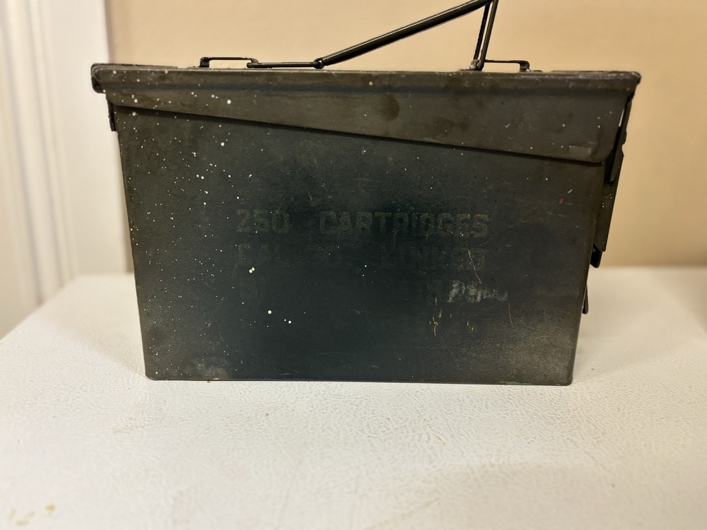 US MILITARY AMMO BOX