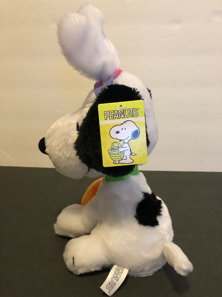 Peanuts Snoopy Musical Dance Bouncing Easter Bunny Plush Plays Linus & Lucy Song