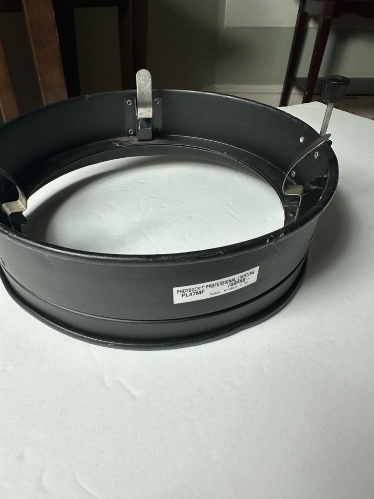 Photogenic PL47MF 7in Mounting Frame for PL7R Reflectors + 4 GRIDS+ DIFFUSER