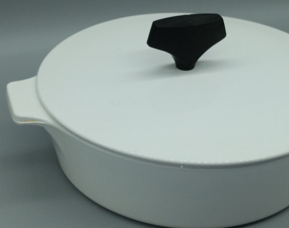 Vintage Corningware 1960s Buffet Server Small Round Lidded Casserole B-1