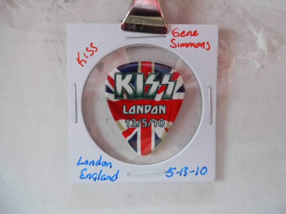 KISS "GENE SIMMONS" ENGLAND 2010 GUITAR PICK~READ DESCRIPTION #10~5